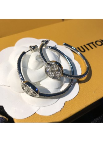  Jewellery Fake Louis Vuitton Rhinestone Flower Earrings RB582